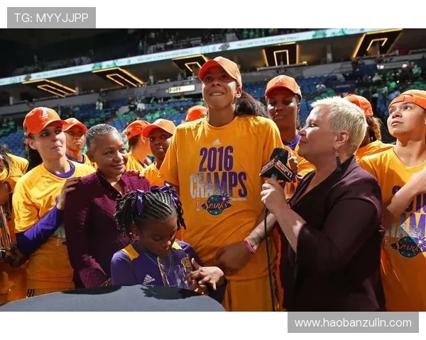 足球巨星的成长之路与传奇经历的背后故事 足球巨星的成长之路与传奇经历的背后故事