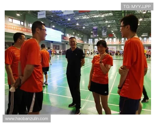 南京羽毛球队与广州羽毛球队赛后复盘分析两队状态与表现对比